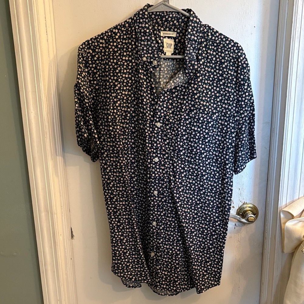 Gap Short Sleeve Linen Cotton Navy Floral Shirt